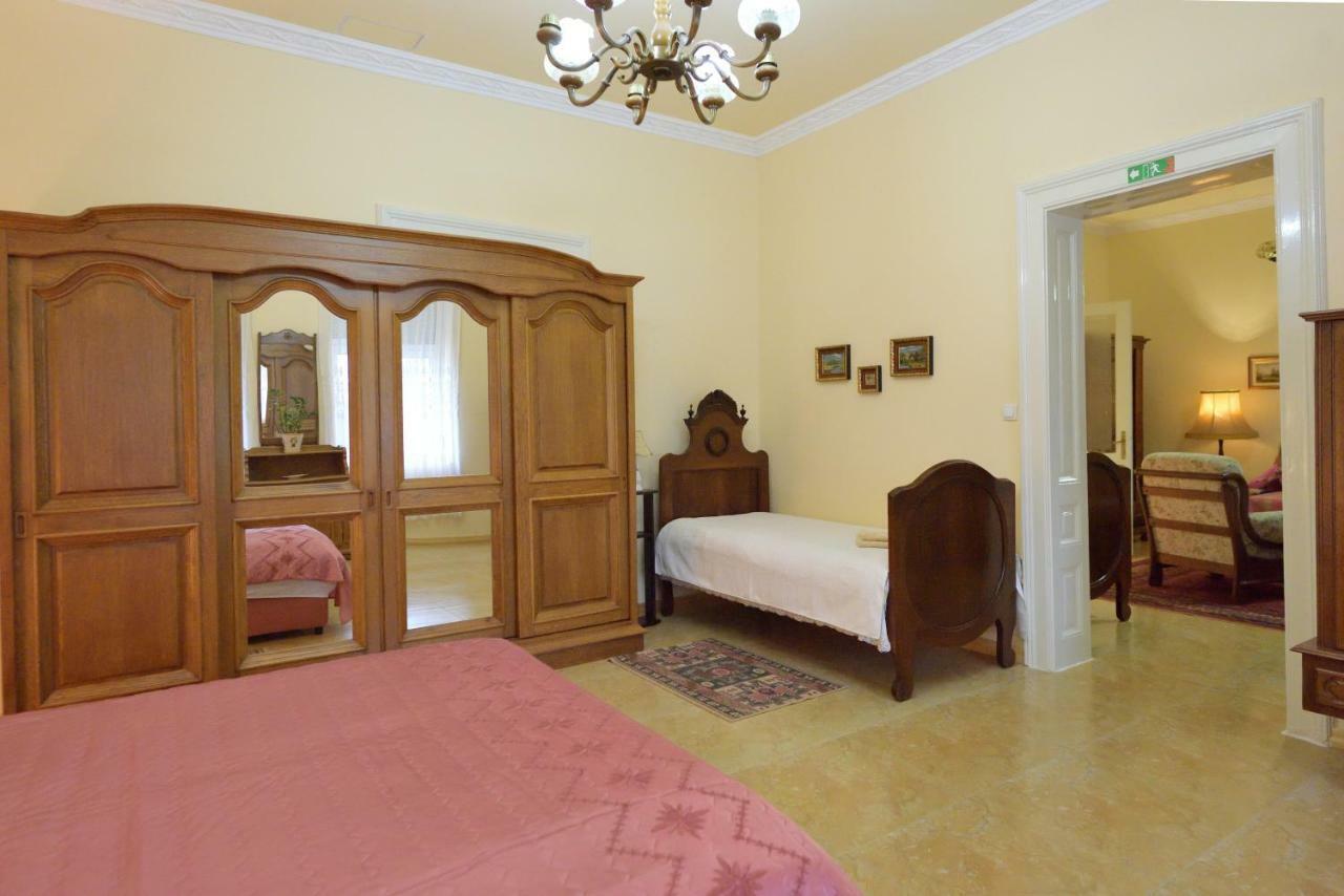 Apartman Vila Milica Kikinda エクステリア 写真