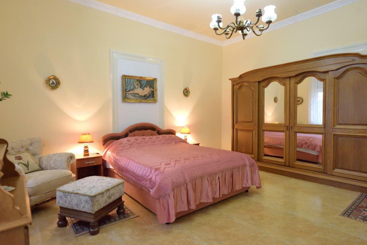 Apartman Vila Milica Kikinda エクステリア 写真